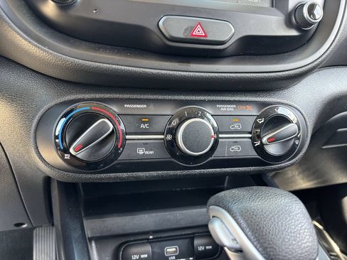 Used 2021 Kia Soul S FWD image 22