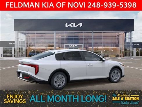 New 2025 Kia K4 LX image 6