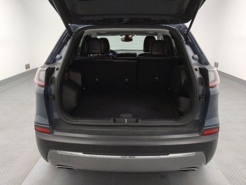 Used 2021 Jeep Cherokee Limited image 29