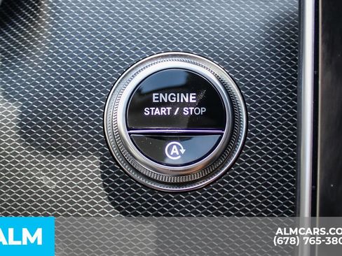 Used 2025 Mercedes-Benz C 300 Sedan image 26