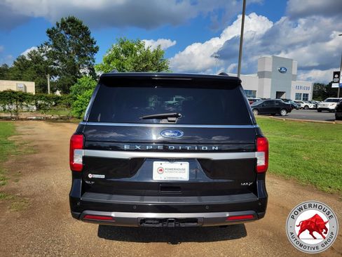 Used 2024 Ford Expedition Max XLT RWD image 5