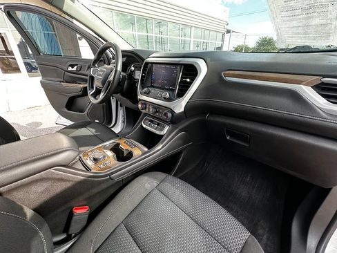 Used 2023 GMC Acadia SLE w/ Driver Convenience Package FWD image 21
