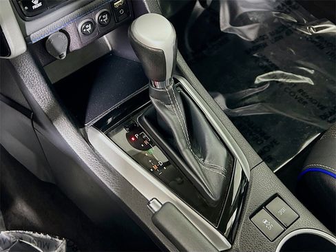 Certified 2019 Toyota Corolla SE image 16