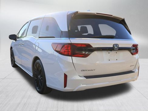 Used 2025 Honda Odyssey Sport-L image 5