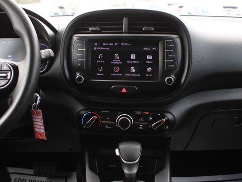 Used 2023 Kia Soul LX w/ Option Group 015 image 12