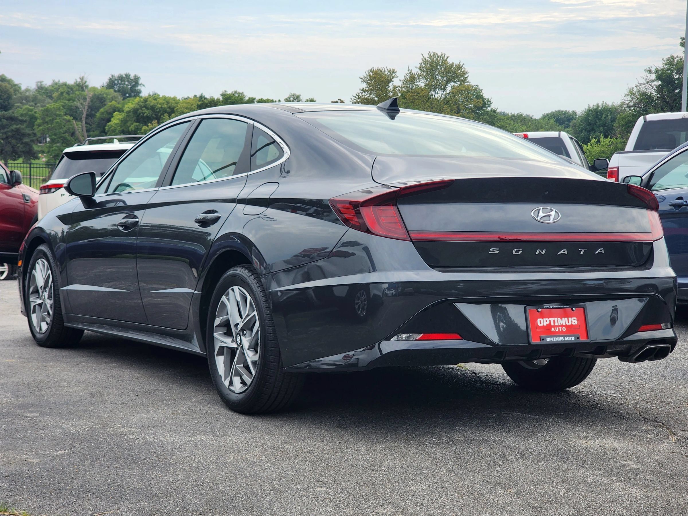 Used 2020 Hyundai Sonata SEL w/ Premium + Sunroof Package FWD image 5