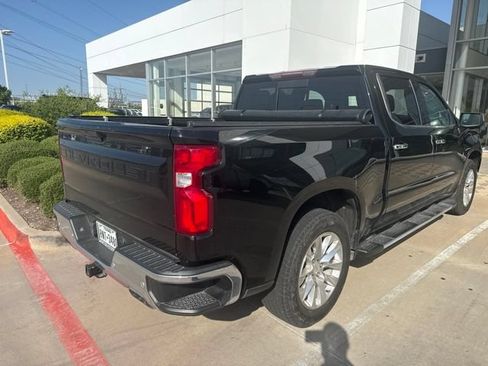 Used 2021 Chevrolet Silverado 1500 LTZ AWD/4WD image 4