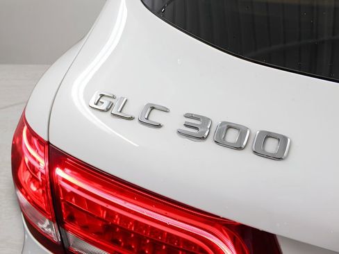 Used 2019 Mercedes-Benz GLC 300 image 45