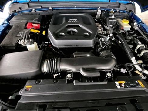 Used 2022 Jeep Wrangler Unlimited Sahara image 20