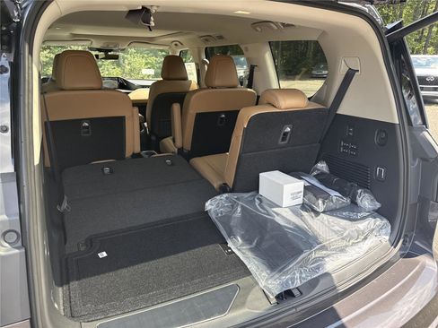 New 2026 INFINITI QX80 Luxe w/ Cargo Package image 51