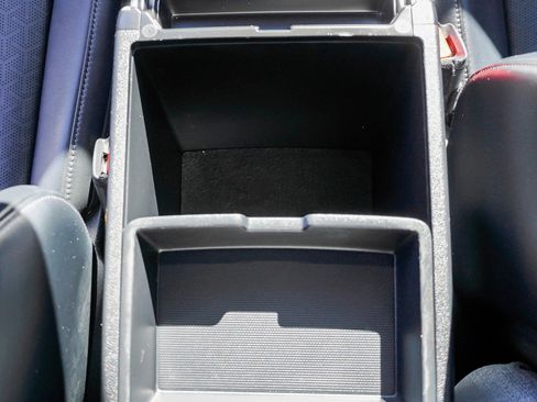 Used 2022 Kia Sorento EX w/ Panoramic Sunroof Package image 42