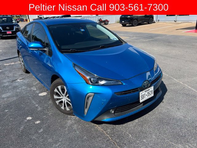 Used 2021 Toyota Prius XLE AWD/4WD image 2