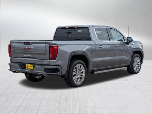 Used 2022 GMC Sierra 1500 Denali w/ Denali Premium Package image 7