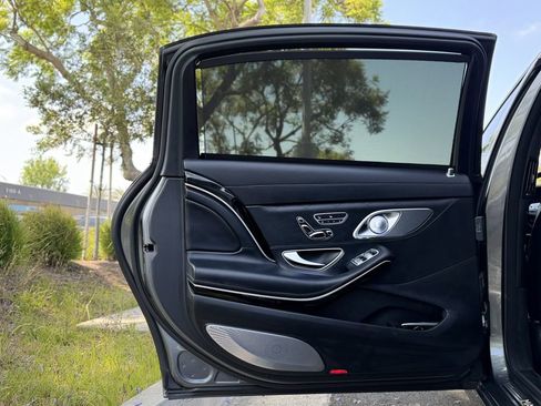 Used 2018 Mercedes-Benz Maybach S 650 image 19