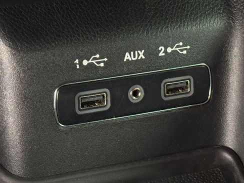 Used 2020 Dodge Durango SXT AWD/4WD image 17
