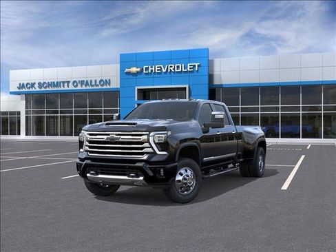New 2026 Chevrolet Silverado 3500 High Country w/ High Country Premium Package image 8