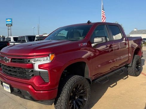 New 2026 Chevrolet Silverado 1500 RST w/ Z71 Off-Road Package AWD/4WD image 1