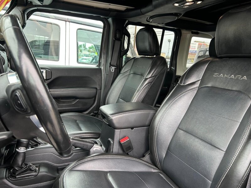 Used 2022 Jeep Wrangler Unlimited Sahara w/ Cold Weather Group AWD/4WD image 14