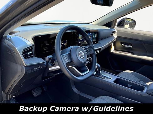 Used 2026 Nissan Kicks SV w/ SV Premium Package FWD image 15