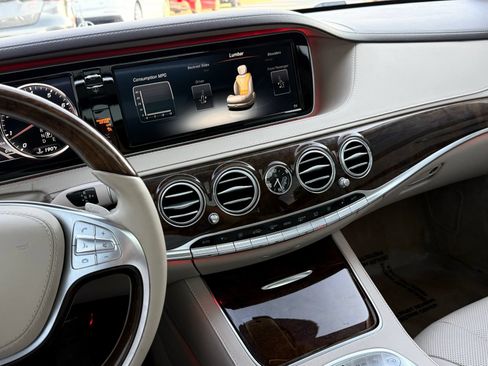 Used 2017 Mercedes-Benz S 550 4MATIC Sedan image 62