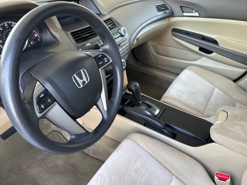 Used 2010 Honda Accord LX image 11