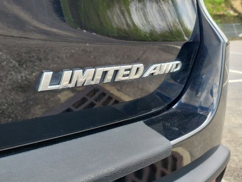 Used 2016 Toyota Highlander Limited image 10