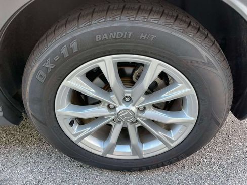 Used 2024 Honda CR-V EX-L image 11