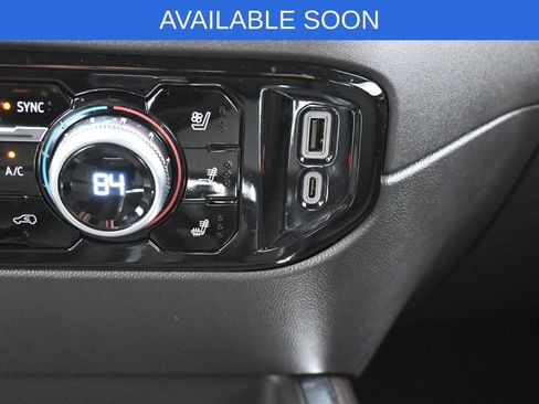 Used 2024 GMC Sierra 1500 SLT w/ SLT Premium Plus Package AWD/4WD image 25