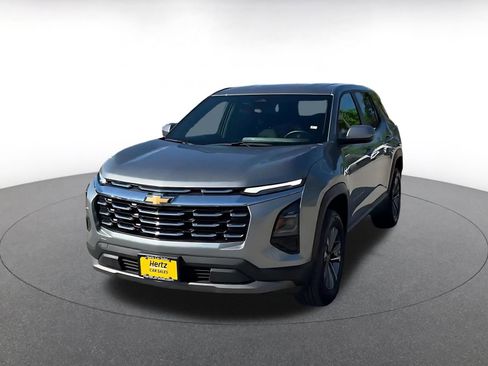 Used 2025 Chevrolet Equinox LT FWD image 7