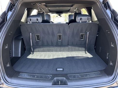 Used 2023 Buick Enclave Essence w/ Experience Buick Package AWD/4WD image 27