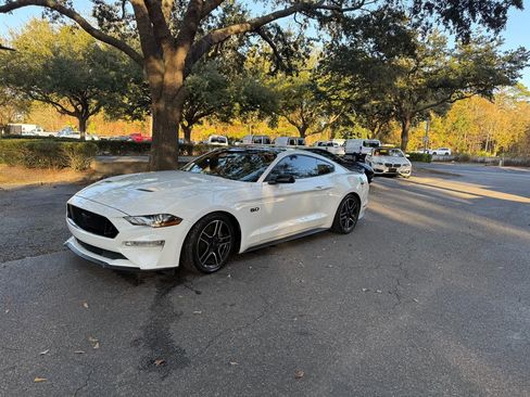 Used 2018 Ford Mustang GT image 2