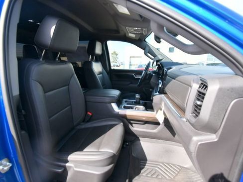 Used 2023 Chevrolet Silverado 1500 LT Trail Boss w/ LT Trail Boss Premium Package AWD/4WD image 20