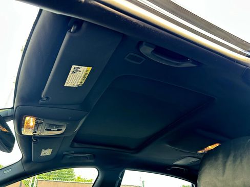 Used 2011 BMW 750Li image 10