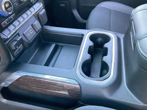 Used 2021 GMC Sierra 1500 Elevation w/ Preferred Package image 16