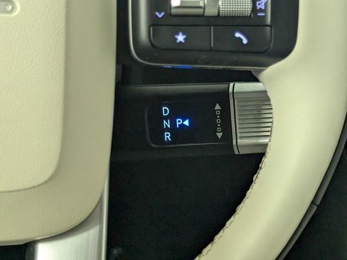 Certified 2025 Hyundai Santa Fe Calligraphy FWD image 19
