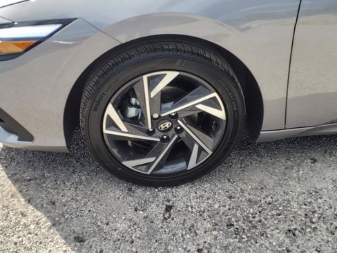 New 2025 Hyundai Elantra Sport w/ Cargo Package image 9