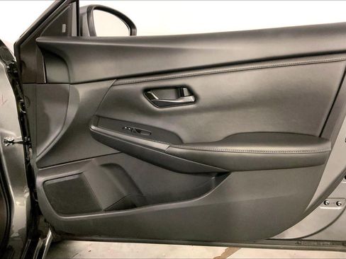 Used 2025 Nissan Sentra S FWD image 25