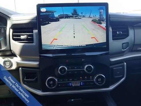 Used 2022 Ford Expedition Max XLT image 24