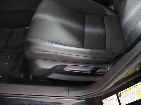Certified 2025 Honda Civic Sport image 28