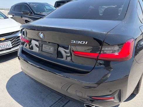 Used 2019 BMW 330i Sedan w/ Convenience Package RWD image 4