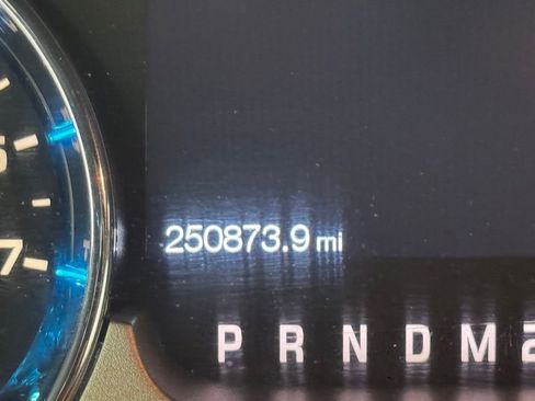 Used 2011 Ford F150 Platinum image 12