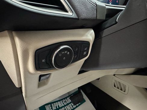 Used 2020 Lincoln Nautilus Reserve w/ Equipment Group 201A image 14