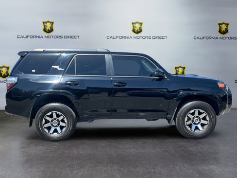Used 2019 Toyota 4Runner TRD Off-Road AWD/4WD image 6