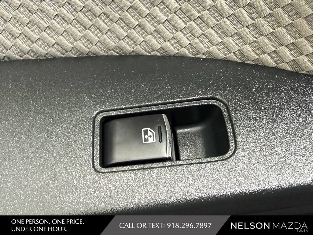 Used 2018 Subaru Forester 2.5i Premium AWD/4WD image 37