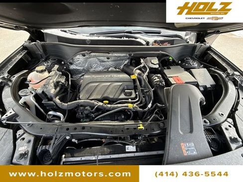 Used 2025 Chevrolet Trax LT w/ Driver Confidence Package image 31