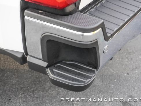 Used 2025 Ford F250 Lariat w/ Chrome Package image 7