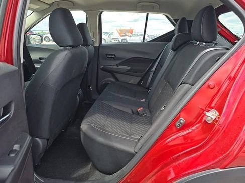 Used 2024 Nissan Kicks SV w/ Interior Electronics Package FWD image 12