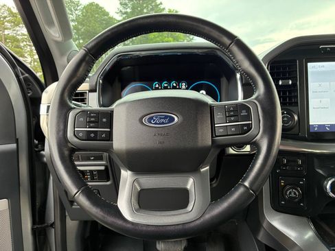 Used 2023 Ford F150 Lariat w/ Max Trailer Tow Package AWD/4WD image 16