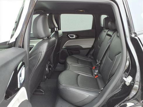 New 2026 Jeep Compass Limited AWD/4WD image 11