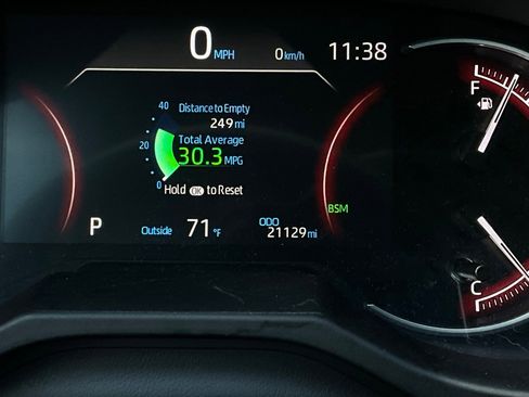 Used 2025 Toyota RAV4 XLE image 39